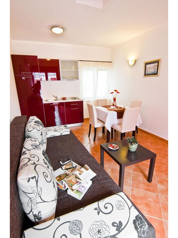 Apartments Cambi Kaštela Habitación foto