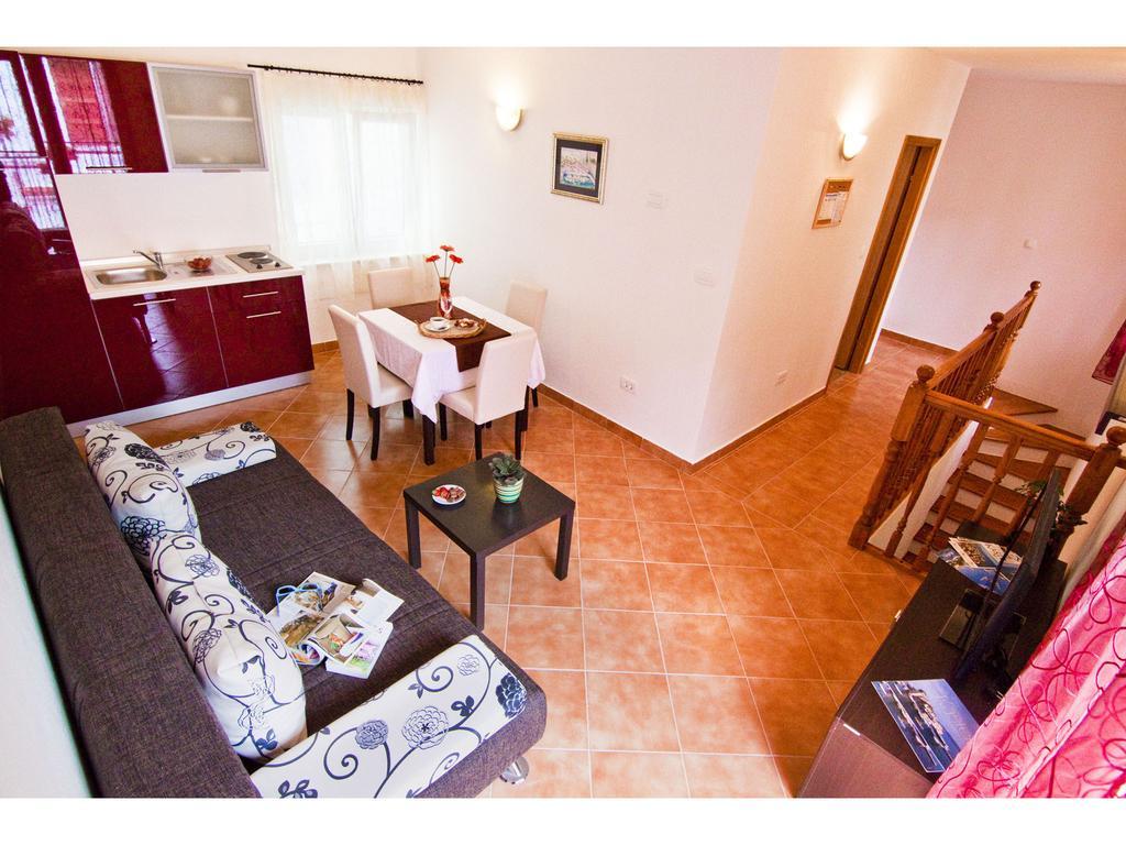Apartments Cambi Kaštela Habitación foto